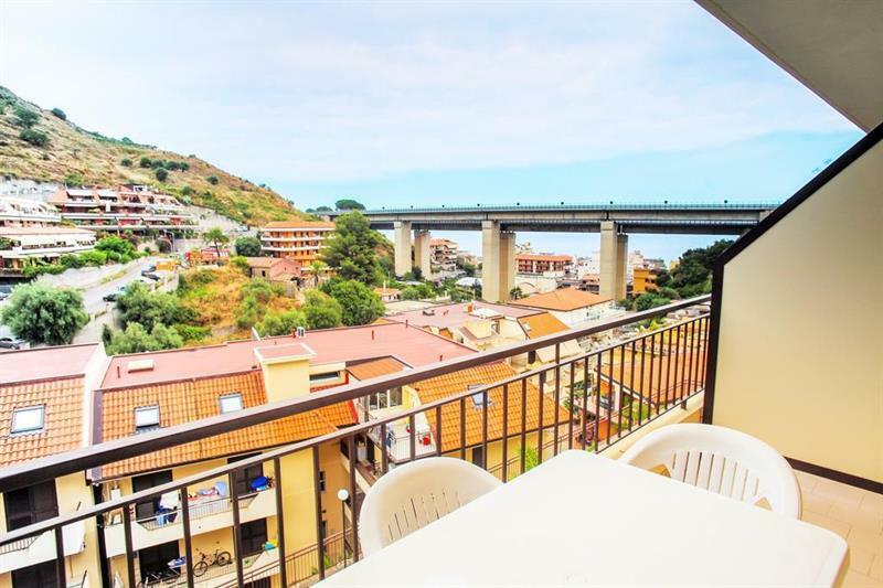 Miosotis Apartments Letojanni Extérieur photo